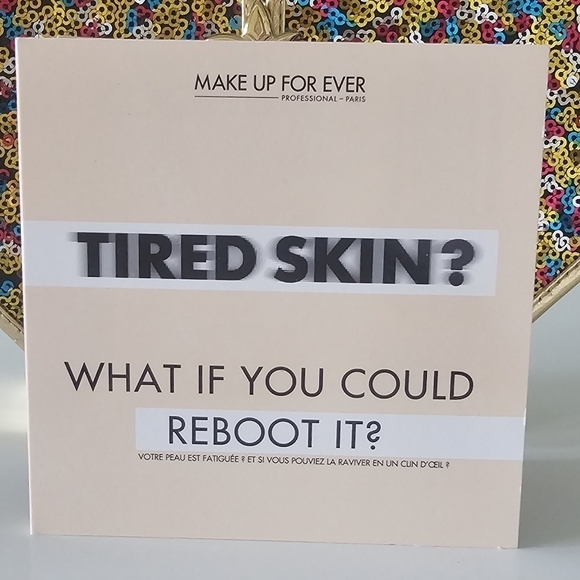 ⚪ free⚪ MAKEUP FOREVER REBOOT FOUNDATION SAMPLE CARD - Picture 3 of 8